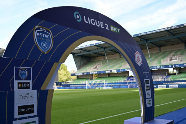 Ligue Le Calendrier Officiel De L Estac Troyes En Maligue