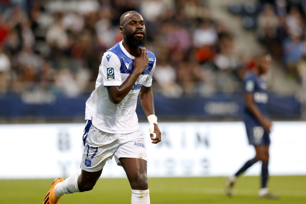 Amical Lassine Sinayoko (Auxerre) offre la victoire au Mali devant l