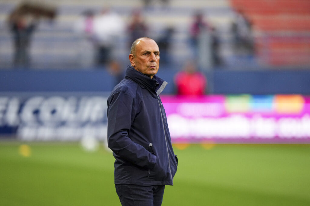 Michel DER ZAKARIAN Head Coach of SM Caen during the Ligue 2 BKT match between Caen and Martigues at Stade Michel D'Ornano on April 18, 2025 in Caen, France. (Photo by Hugo Pfeiffer/Icon Sport) - Photo by Icon Sport