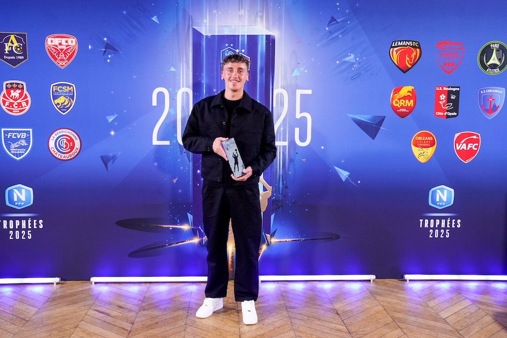 Grenoble l Charly JAN of Bourg en Bresse is elected best goalkeeper of the Season during the ceremony for the National 1 trophies on May 10, 2025 in Paris, France. (Photo by Daniel Derajinski/Icon Sport) - Photo by Icon Sport